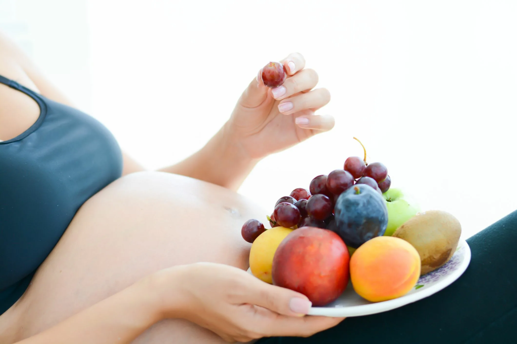 Fructe pentru femeia insarcinata